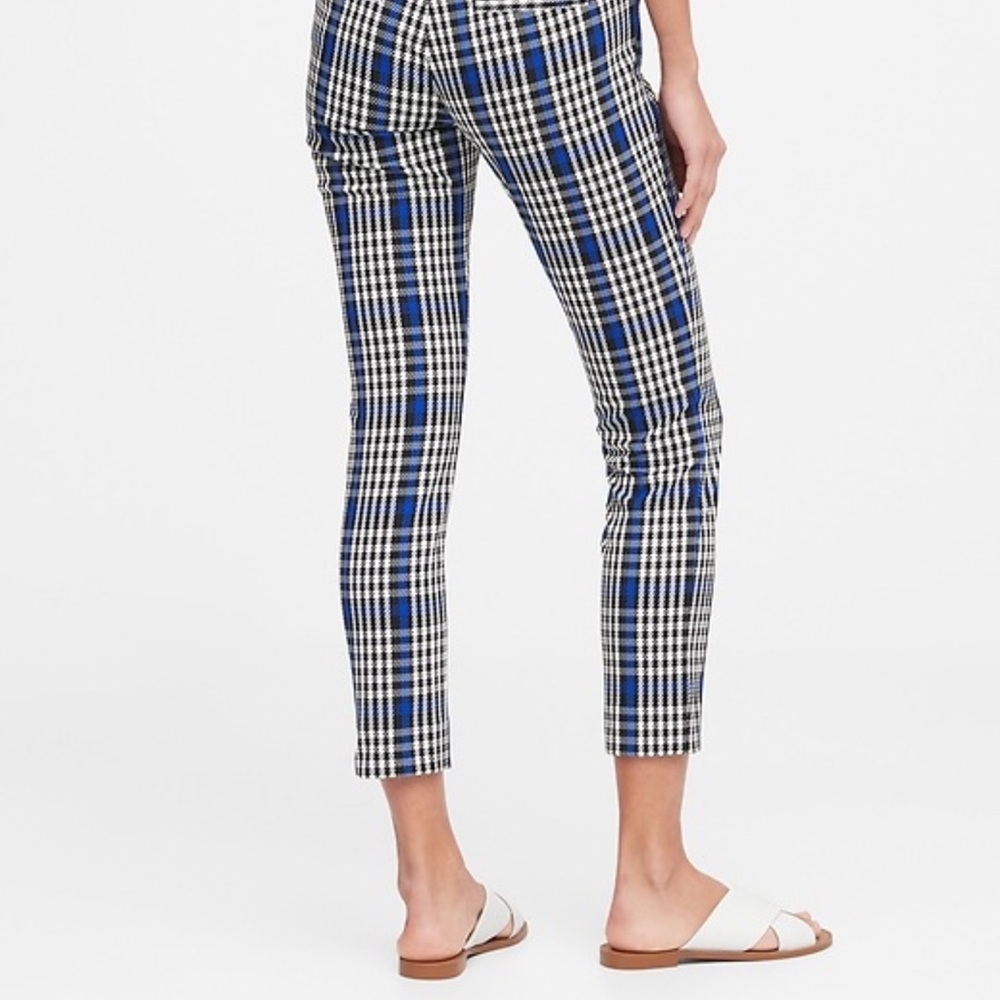 Banana Republic Houndstooth Checkered Pants in Blue Black and White ankle